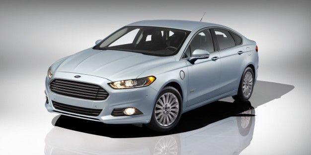  Ford Fusion Energi híbrido enchufable a un precio de $ ,