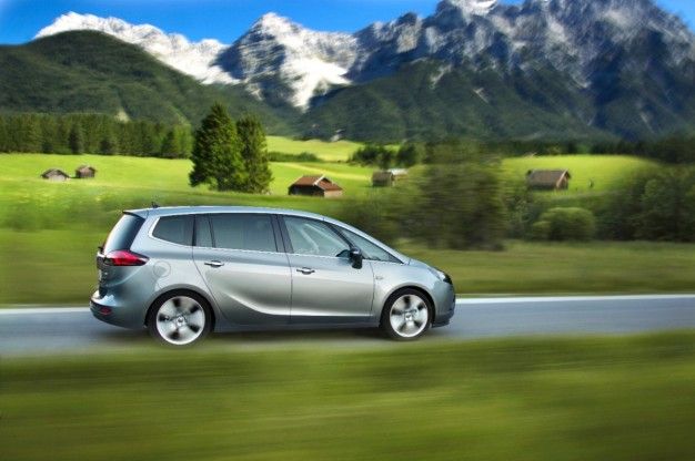 Opel Zafira Tourer 1.6 CDTI: A 120-mph, 50-mpg Entry-Level Van – News – Car  and Driver