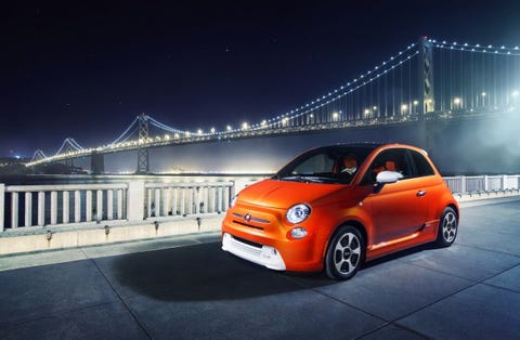 2017 Fiat 500e Pricing Announced News Car And Driver California Dreaming All Electric 2017 Fiat 500e Prices Set Starts At 32 500