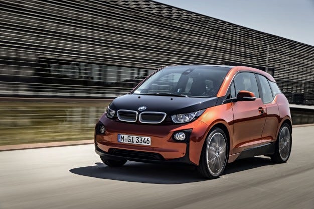 BMW i3 Owners Hack Software to Fit Extra 1/2-Gallon of Gas – News – Car ...