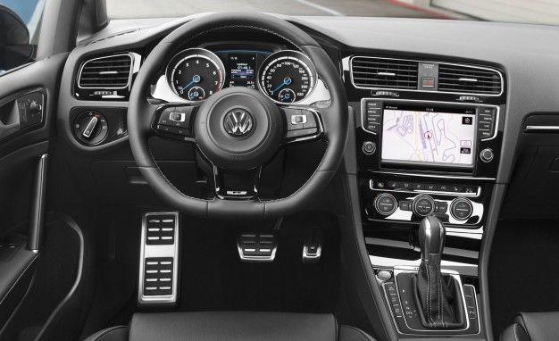 2015 Volkswagen Golf R 3-door (Euro-spec)