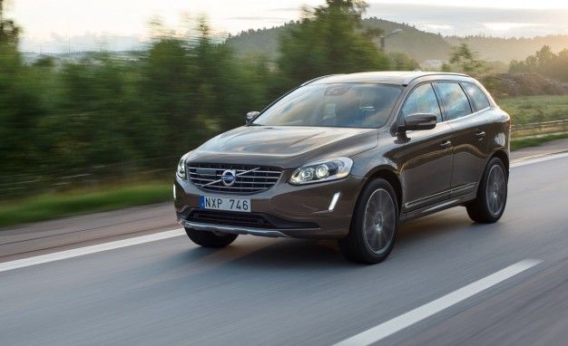 Volvo Announces Fuel Economy and Pricing for the 2015 XC60. Prices Start at  $36,675, Gets 31 mpg on the Highway – News – Car and Driver