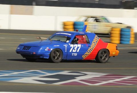 24 Hours of LeMons Sears Pointless - Class A P2