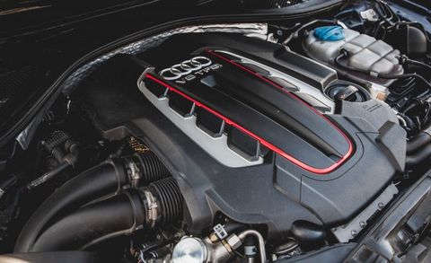 2013 Audi S7 Quattro twin-turbocharged 4.0-liter V-8 engine