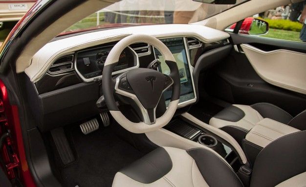 Saleen FourSixteen Tesla Model S interior
