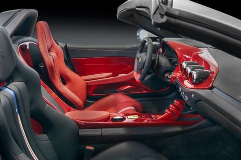 Limited Edition 2 5 Million Ferrari F60 America Debuts And Is Sold Out News Car And Driver