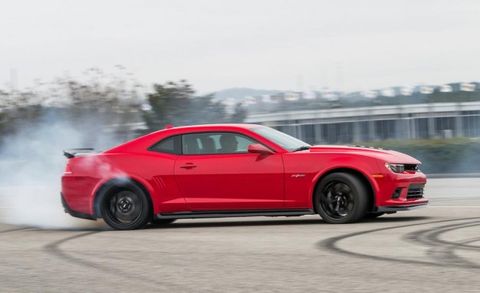 Man Steals New Z/28 “Gone in 60 Seconds”–Style, Drives It Through Dealership Window 