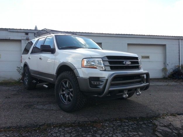 2015 Ford Expedition XLT by Vaccar 