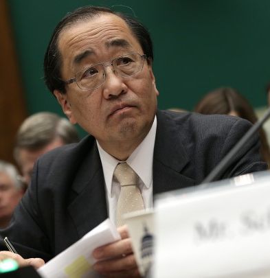 hiroshi shimizu, takata's senior vice president of global quality assurance, testifies before the house energy and commerce committee on dec 3