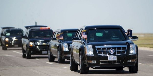 Obama motorcade drivers require zero experience