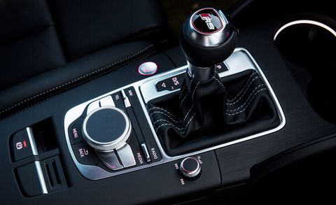 Motor vehicle, Automotive design, Steering part, Steering wheel, Center console, Gear shift, Luxury vehicle, Personal luxury car, Carbon, Sports car, 
