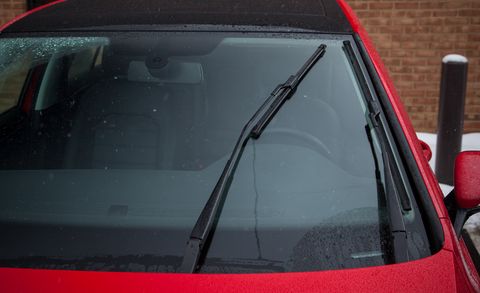 Glass, Automotive exterior, Windscreen wiper, Car, Hood, Vehicle door, Windshield, Automotive window part, Bumper, City car, 