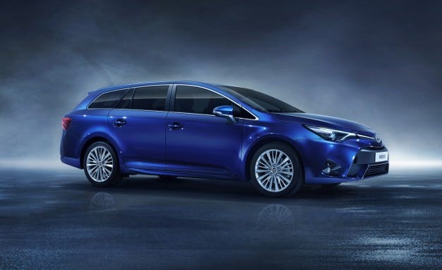 New Toyota Avensis Is a Handsome Family Sedan for Europe – News – Car ...