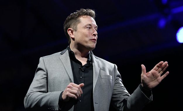 Musk: Tesla "unlikely" to pursue battery swapping stations