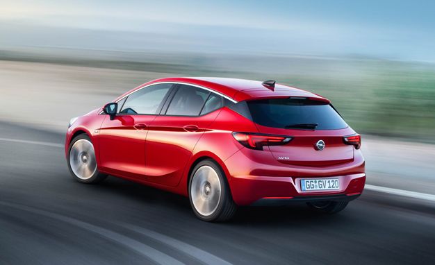 2017-Opel-Astra-INLINE1