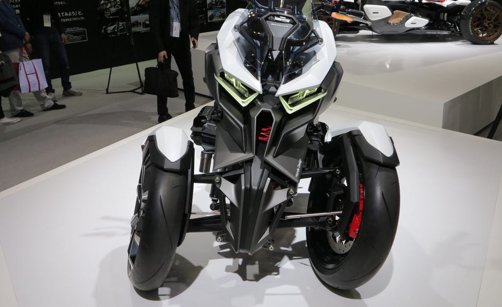 Honda's Neowing Concept is a Hybrid Leaning Trike News Car and Driver