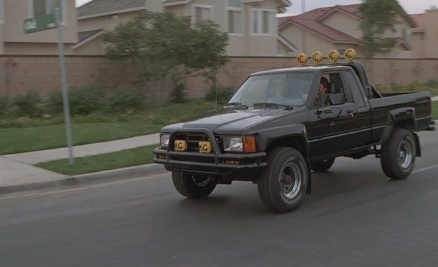 Marty-McFly-Toyota-SR5-pickup-back-to-the-future