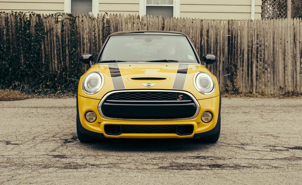 2014 MINI Cooper: 3-Cylinder Subcompact Breaks Cover