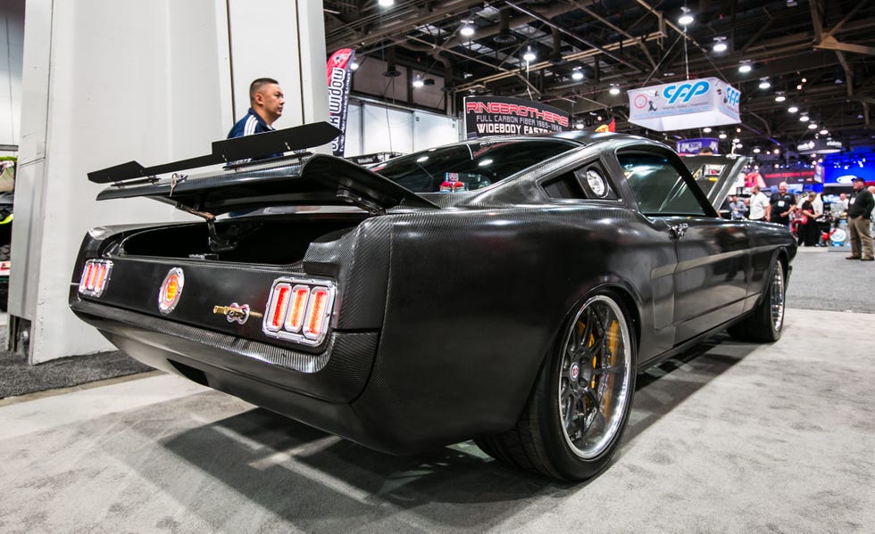 A new Tucker, true to the original, debuts at SEMA