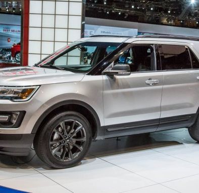 New Sport Appearance Package Unveiled For The 17 Ford Explorer