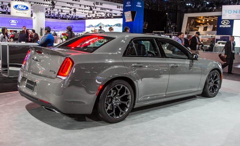 Chrysler Debuts Handsome Sport Earance Packages For 300s News