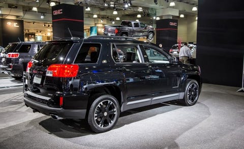 2017 GMC Terrain Adds Blacked-Out Nightfall Edition – News – Car and Driver