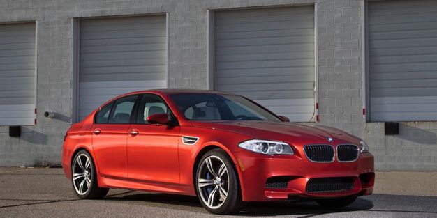 Nauwgezet sleuf eiland It's Last Call for the Manual-Transmission BMW M5