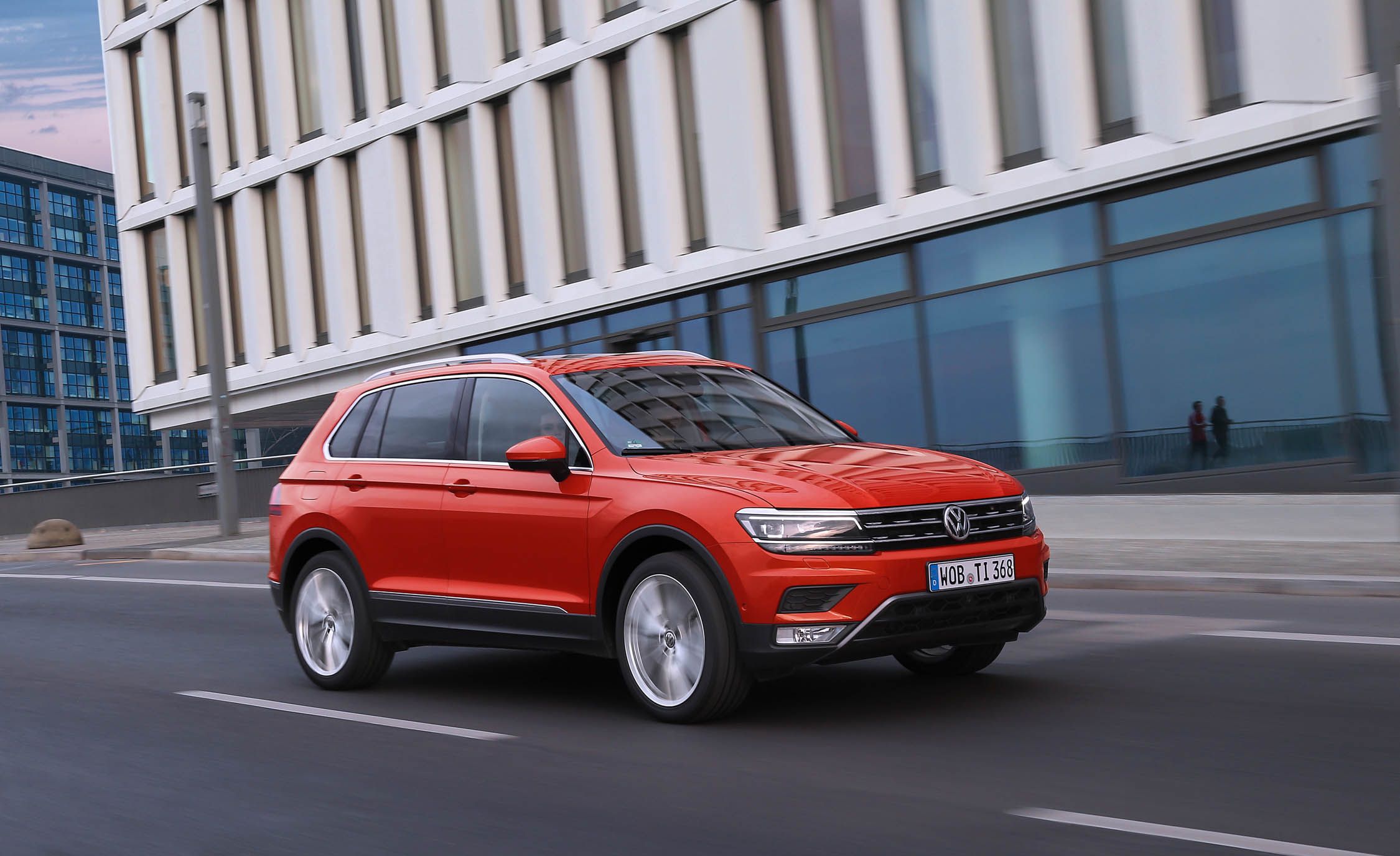 2021 Volkswagen Tiguan Review, Pricing, and Specs