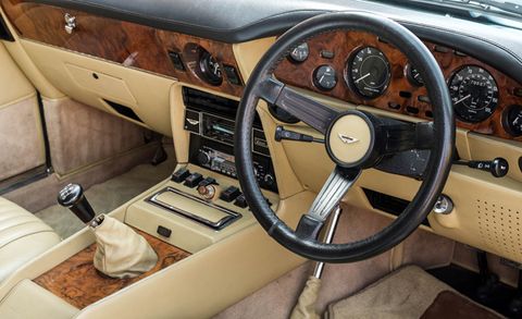 1980-Aston-Martin-V8-Vantage-INLINE2