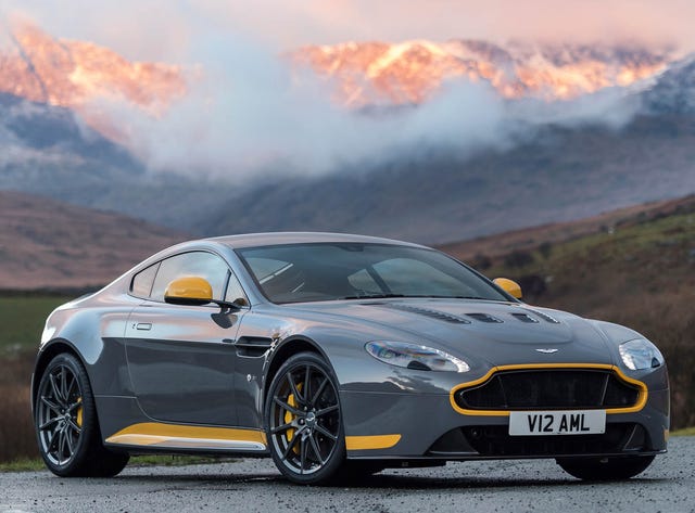 2017 aston martin vantage