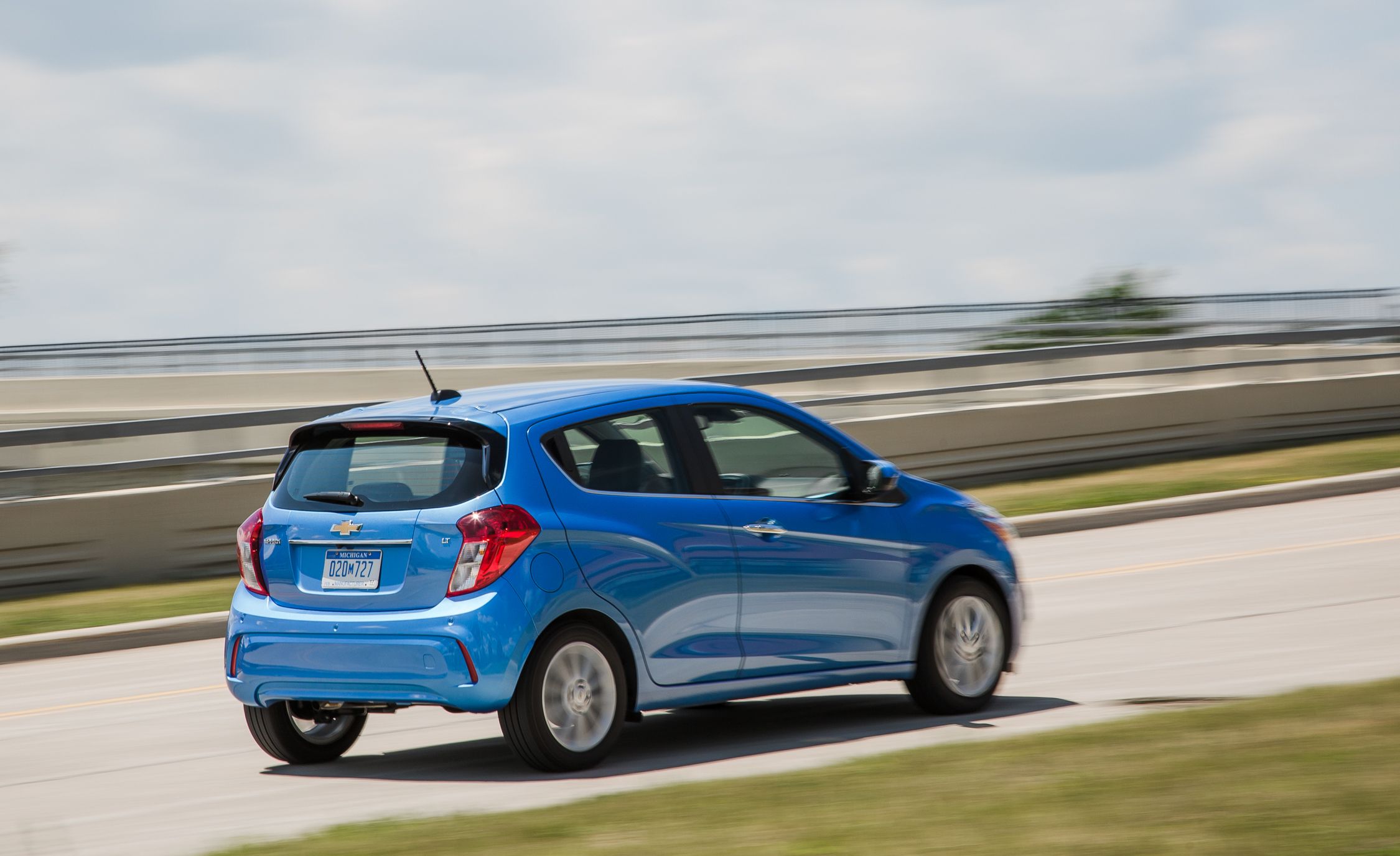 2018 Chevrolet Spark Review, Pricing, and Specs