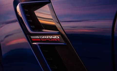 Atmosphere, Vehicle door, Luxury vehicle, Dusk, Red sky at morning, Sunset, 