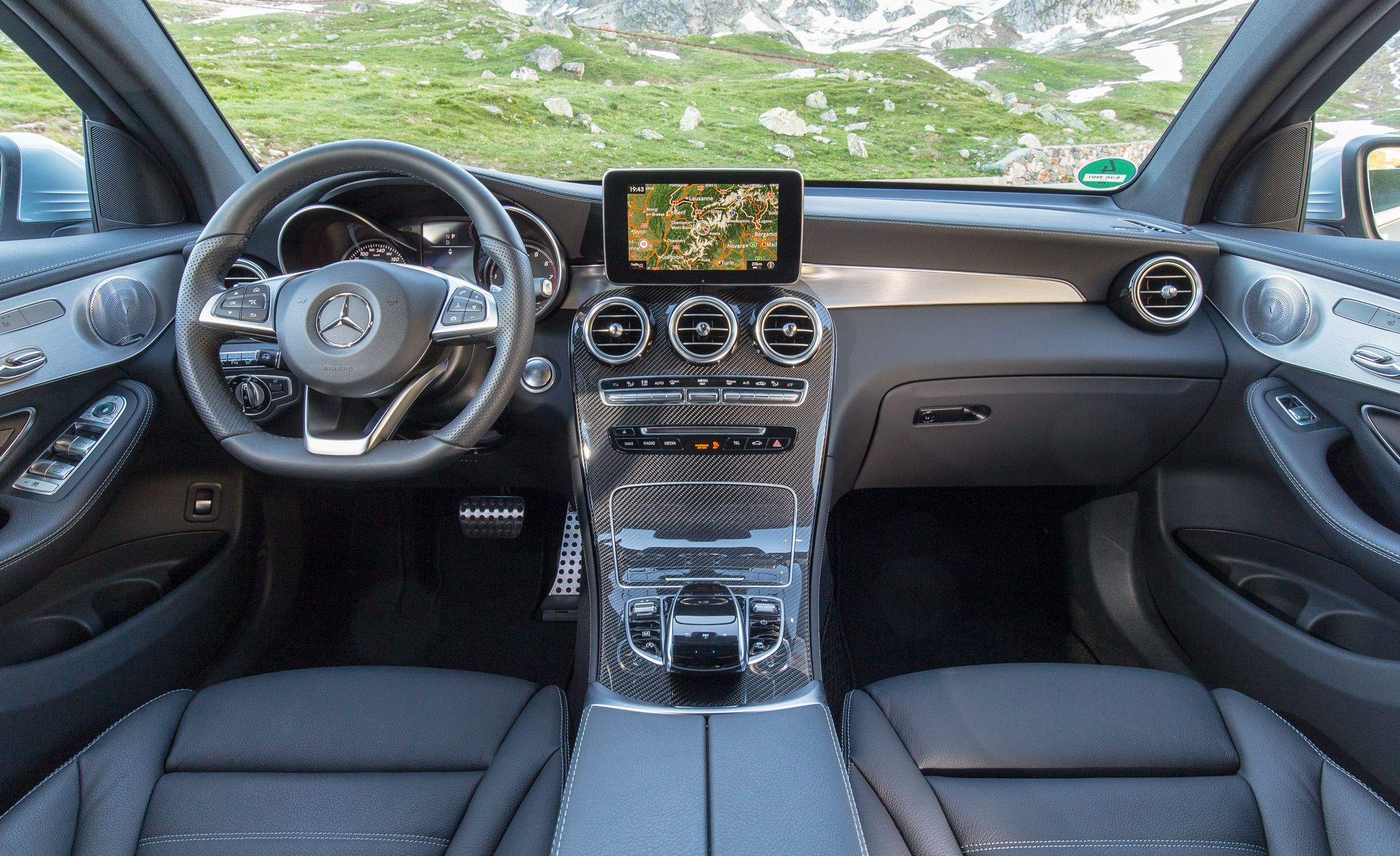 Đánh giá MercedesBenz GLC 300 AMG 2017 SUV hạng sang giá chỉ 17 tỷ đồng  XEHAYVN  YouTube