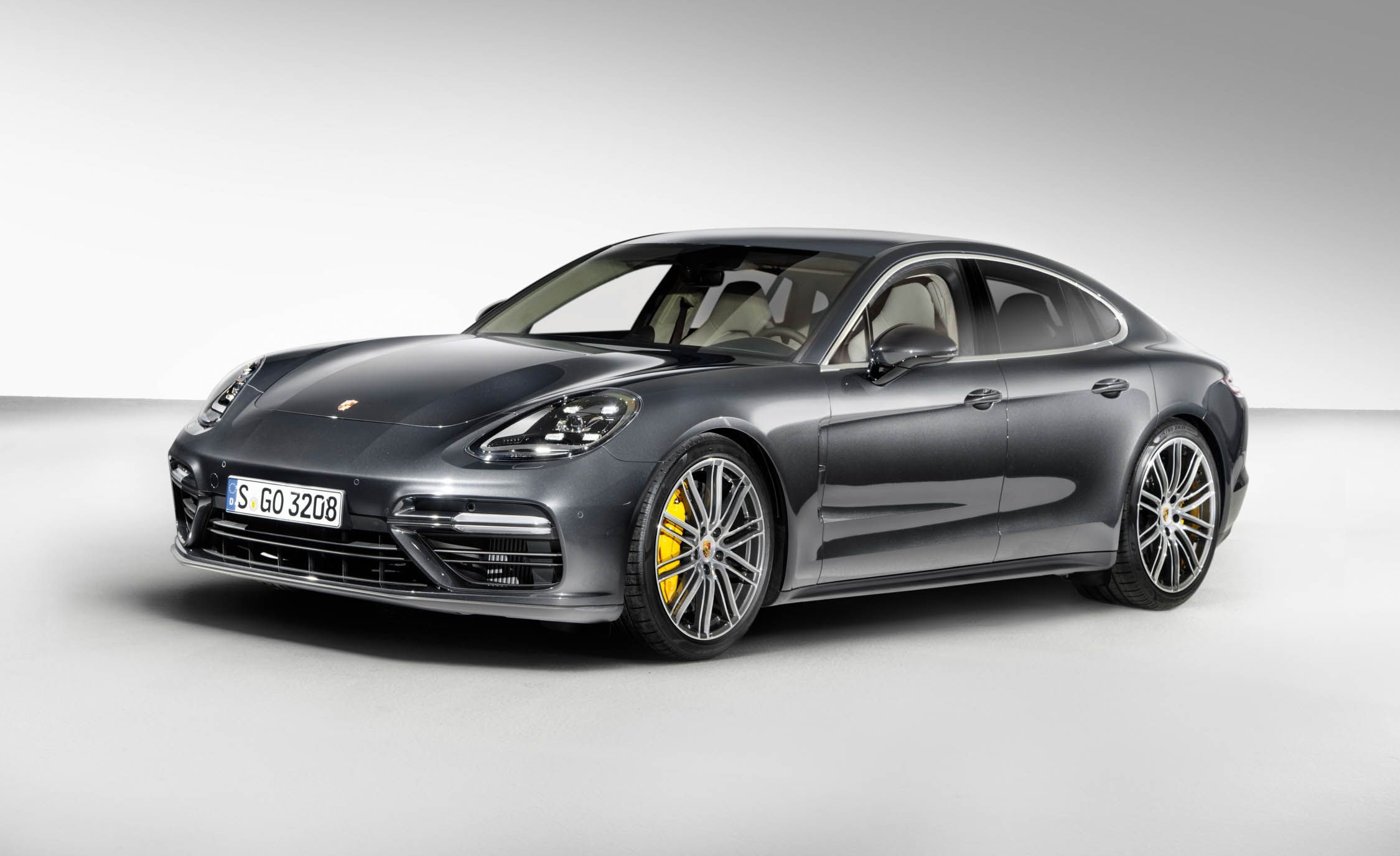 15 Tech Tidbits On The All New 2017 Porsche Panamera