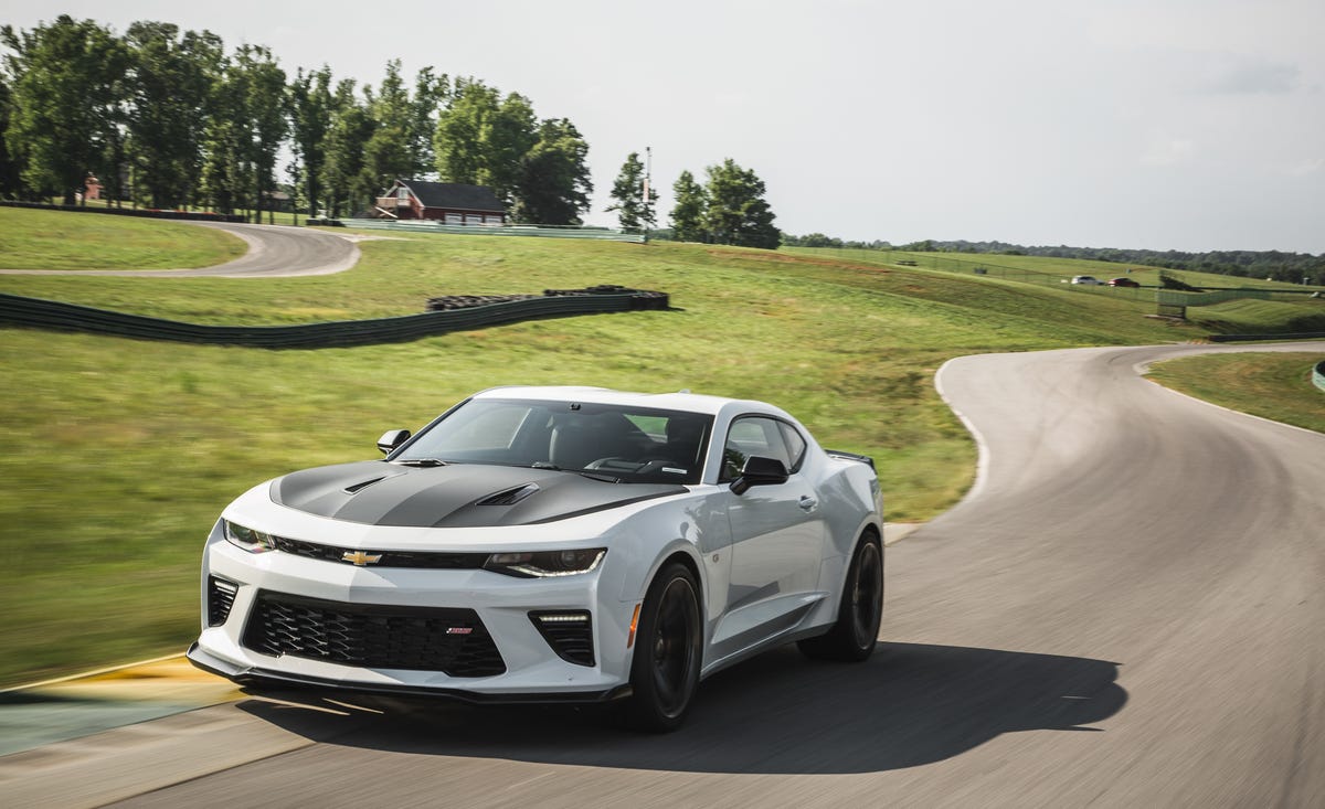 Lightning Lap 2016: Chevy Camaro SS 1LE Lightning Lap 2016: Chevy Camaro Ss 1Le
