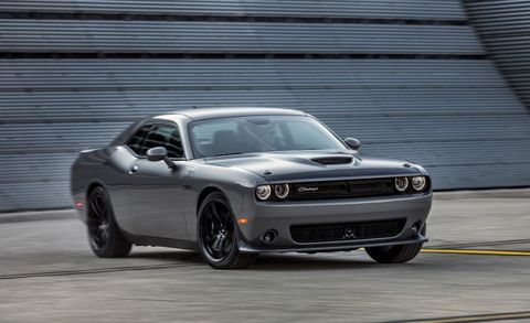 2017 Dodge Challenger T A Is Extra Old School Cool News Car