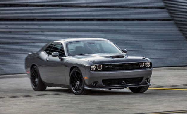 2017 Dodge Challenger T A Is Extra Old-school Cool – News – Car And Driver