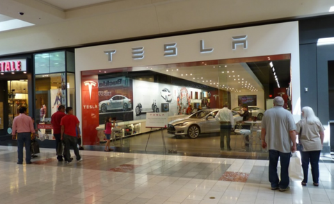 Tesla Store, Portland OR - Bengt Halvorson