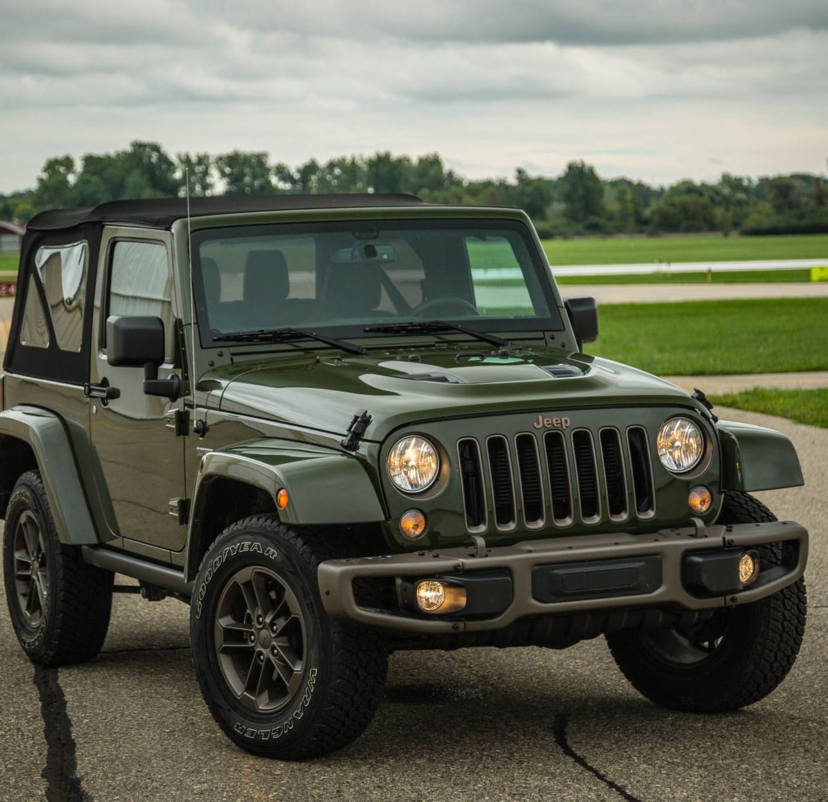 Total 30+ imagen jeep wrangler 75th anniversary edition for sale
