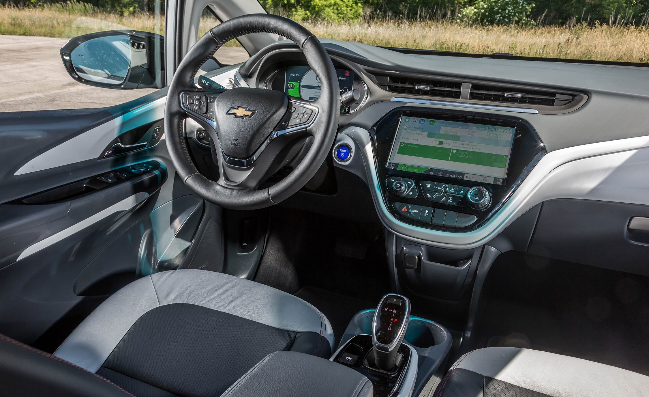 2018 Chevrolet Bolt EV Review, Pricing, and Specs