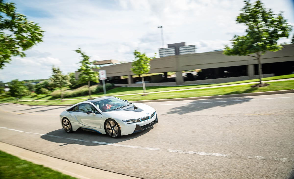 2016 BMW i8 Price, Value, Ratings & Reviews