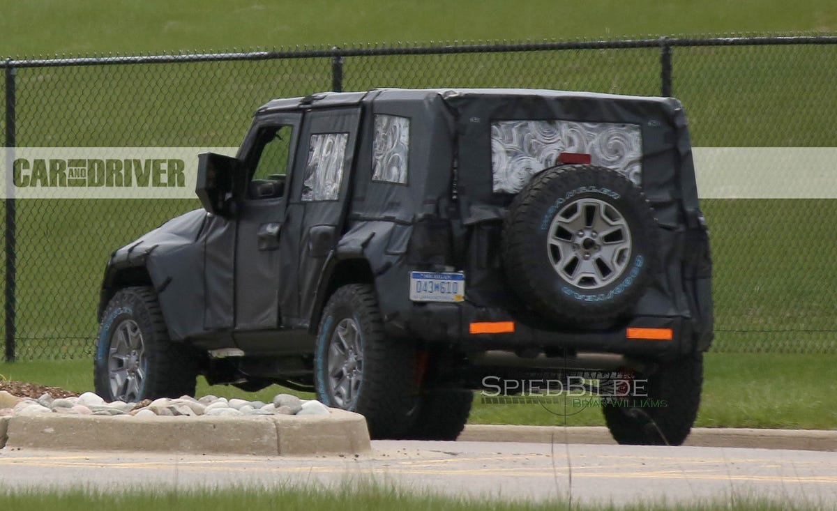 2018 Jeep Wrangler's Uncovered Face Comes into View – News – Car and Driver