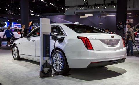 Cadillac Ct6 Plug In Hybrid Goes On Spring News Car And 2017 Cadillac Ct6 Plug In Hybrid