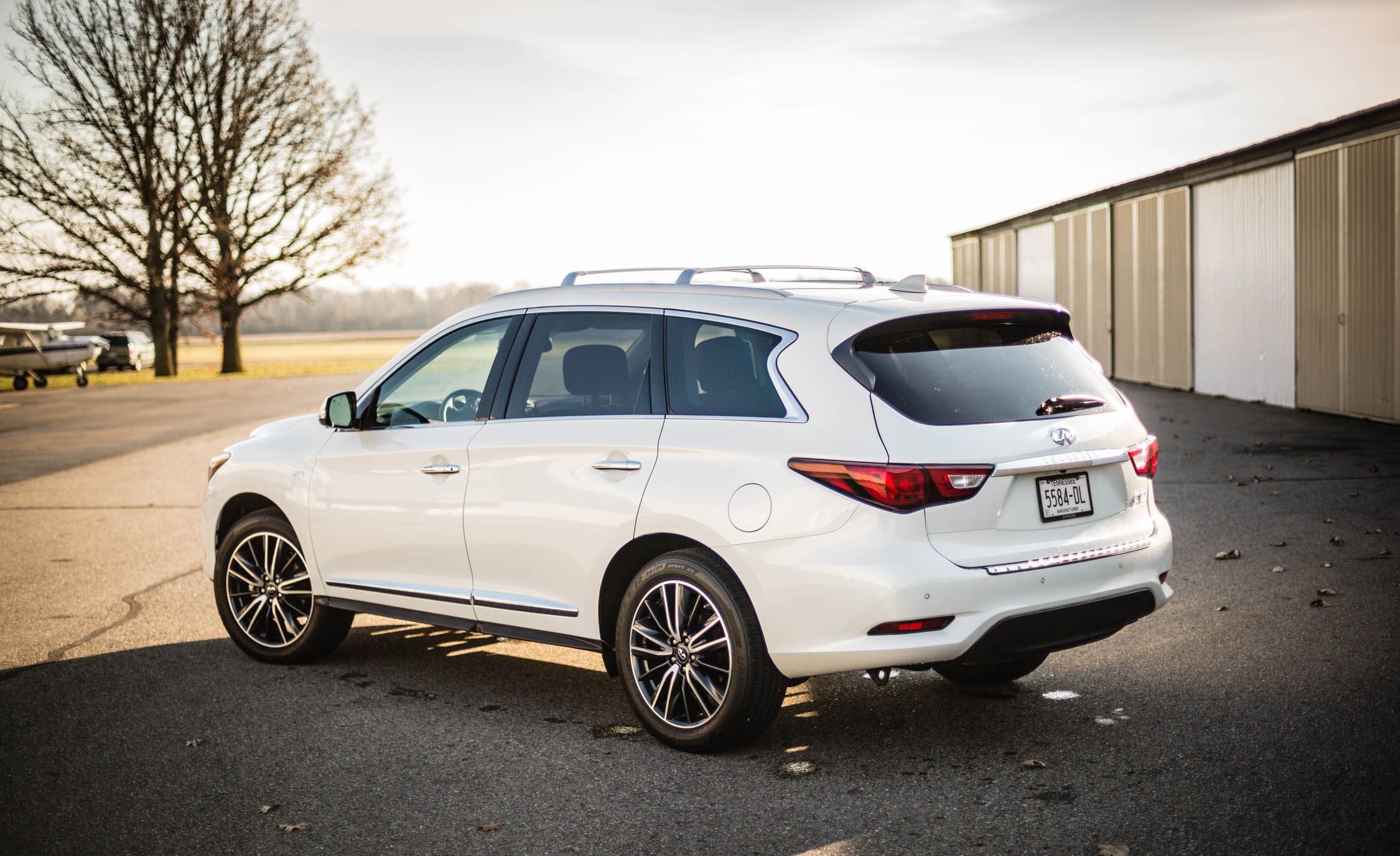 2017 QX60 Majestic White with Gianelle Puerto wheels