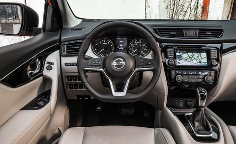 Land vehicle, Vehicle, Car, Center console, Steering wheel, Gear shift, Nissan, Nissan x-trail, Technology, Crossover suv, 