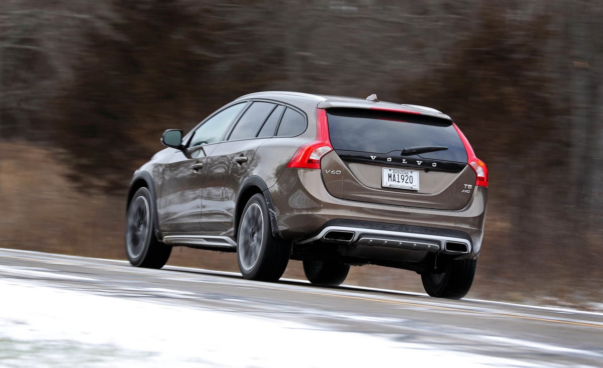 Standard Hood Fender & Mirror Kit | VOLVO V60 CROSS COUNTRY 2017