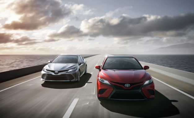 2018 Toyota Camry XSE and Hybrid