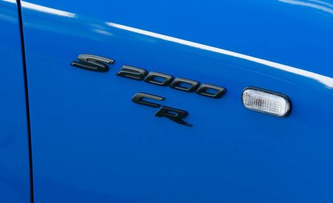 Motor vehicle, Blue, Automotive exterior, Electric blue, Logo, Azure, Symbol, Teal, Trademark, Automotive door part, 