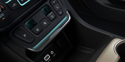 Gmc Shows Us That Its New Electronic Shifter Is Not Confusing
