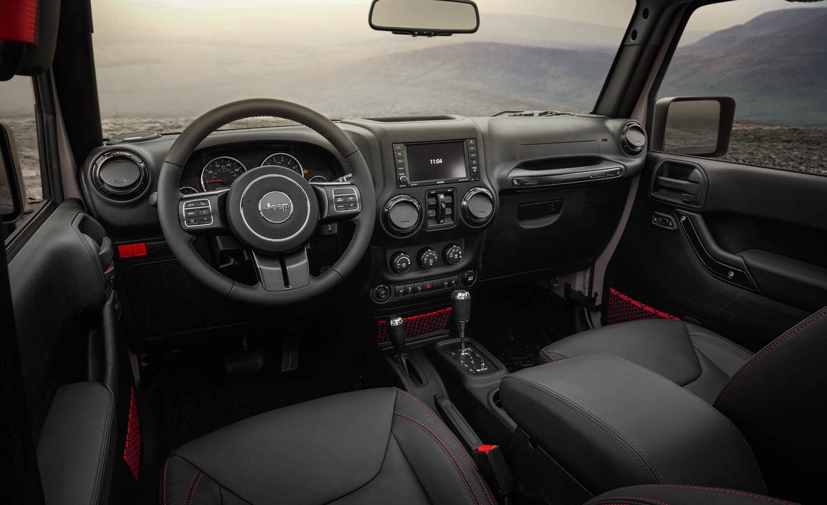 Jeep Wrangler Rubicon Recon: Beefier Off-Road Gear, More Equipment – News –  Car and Driver